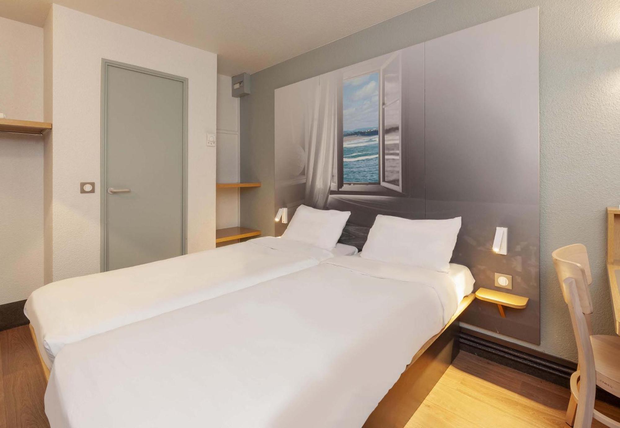 B&B Hotel Bayonne Buitenkant foto